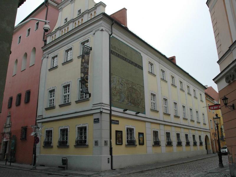 Informacja dotycząca promes na przyjęcie zabytków w trakcie kwarantanny