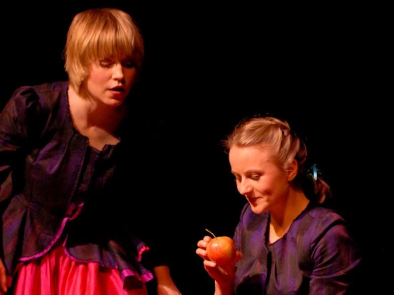 Atofri Theatre - performance for children
